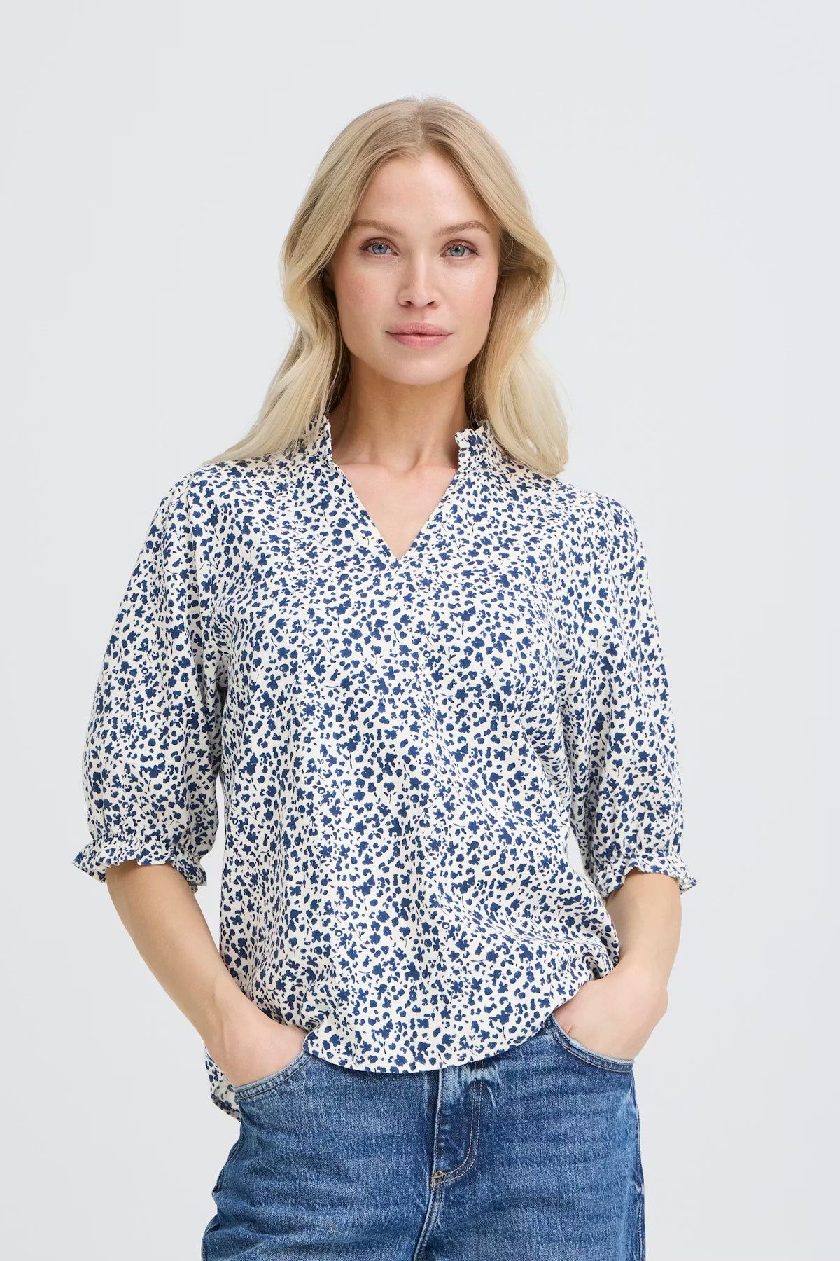 B.Young Byfalakka Puff Blouse 20818825 Blue Flower - Shoe Centre & CO