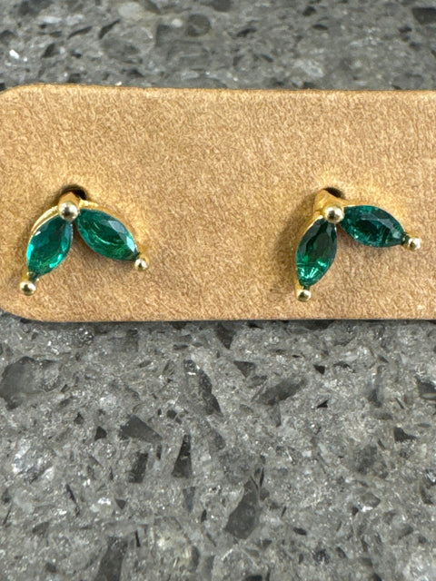 E - Petal Duet Studs - Emerald Crystal / Gold