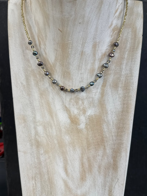 Hot Tomato Petite Freshwater Pearls & Seed Bead Necklace - Lilac Grey/Golden