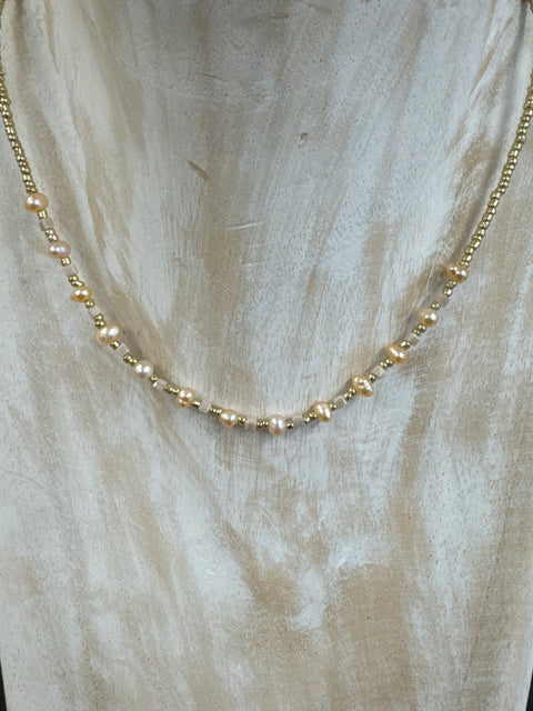 Hot Tomato Petite Freshwater Pearl & Seed Bead Necklace - Natural Peachy/Gold