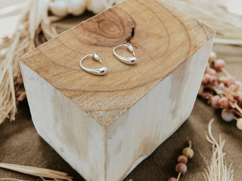Jess & Lou ER112S Silver hypoallergenic & nickel-free earrings