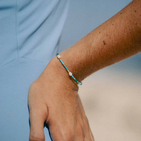 Pineapple Island GBP003 Giada Cinta Pearl Beaded Surf Turquoise Bracelet