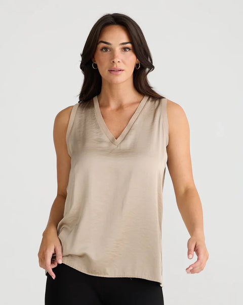 Brave & True Celine Silky Top Pebble