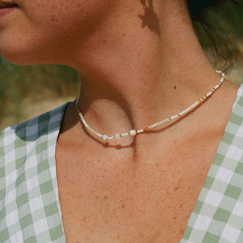 Pineapple Island MNP005 Pasir Mother of Pearl Golden Hour Necklace