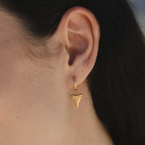 Pineapple Island SSE-016 Shark Tooth Waterproof Hoop Earrings