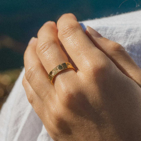 Pineapple Island SSR006 Mãmã Celestial Sun Adjustable Ring